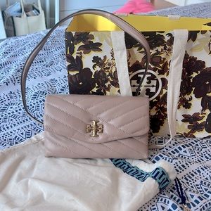 Tory Burch Kira Wallet on Chain